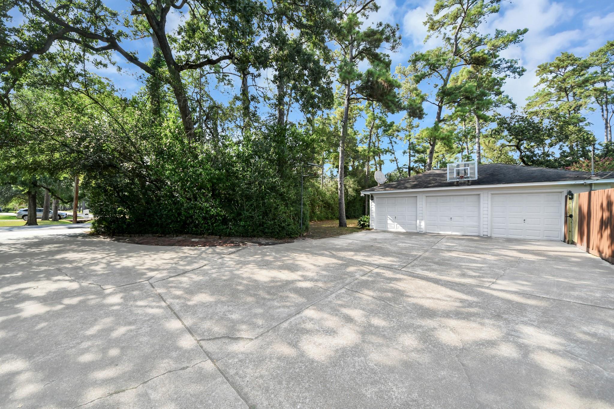 354 Knipp Road