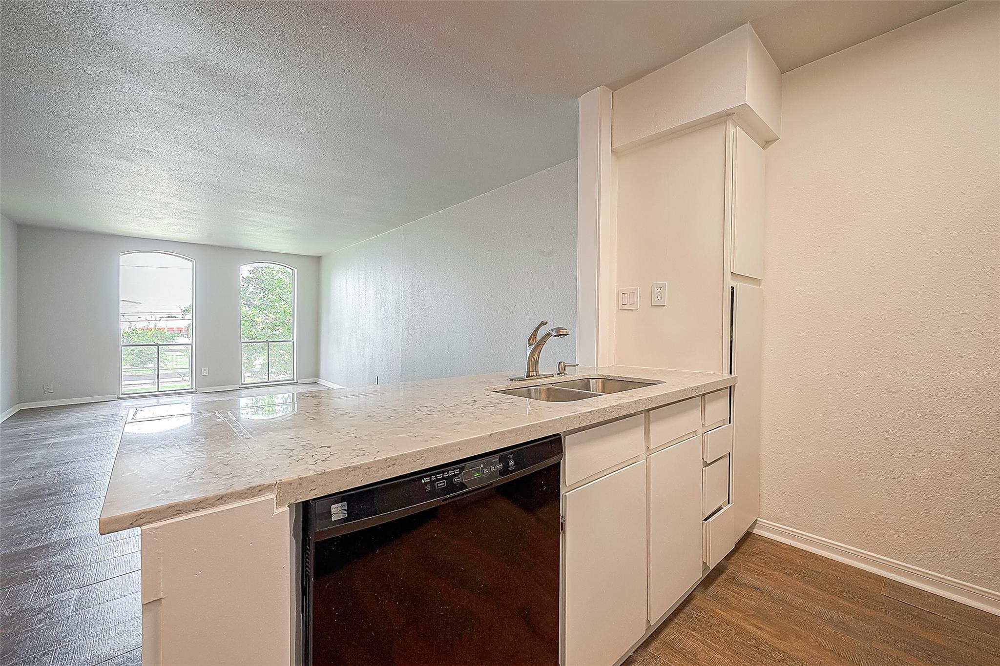 4629 Wild Indigo Street # 588