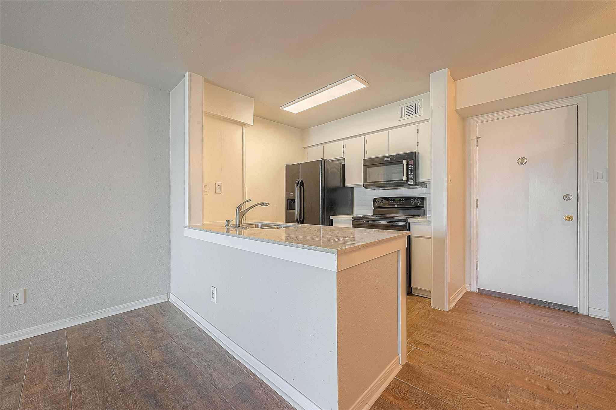 4629 Wild Indigo Street # 588