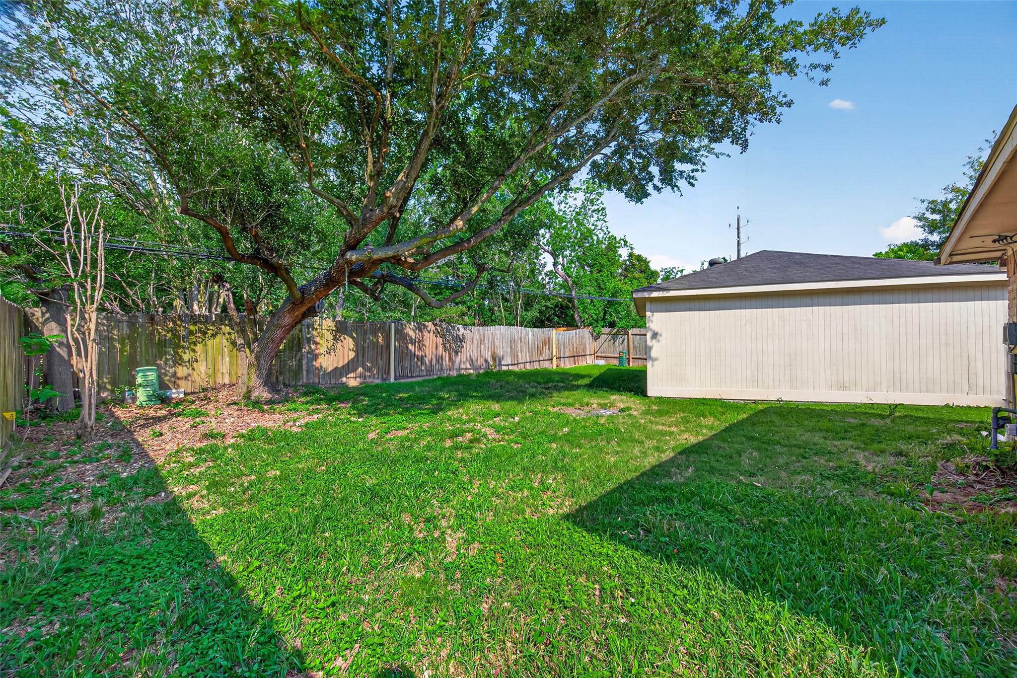 22206 Red River Drive