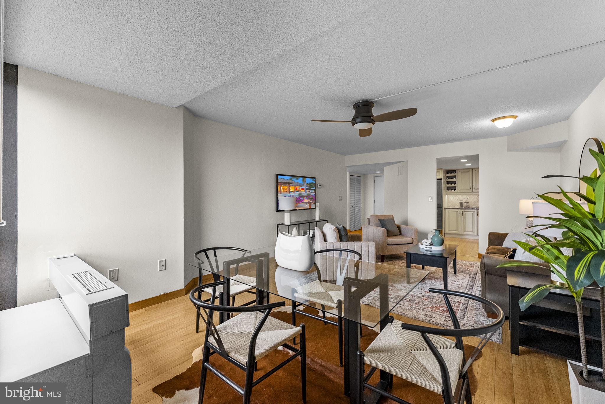 233 S 6TH STREET 608