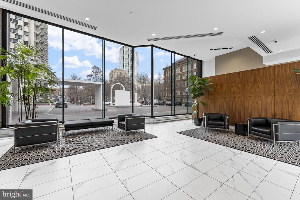 233 S 6TH STREET 608