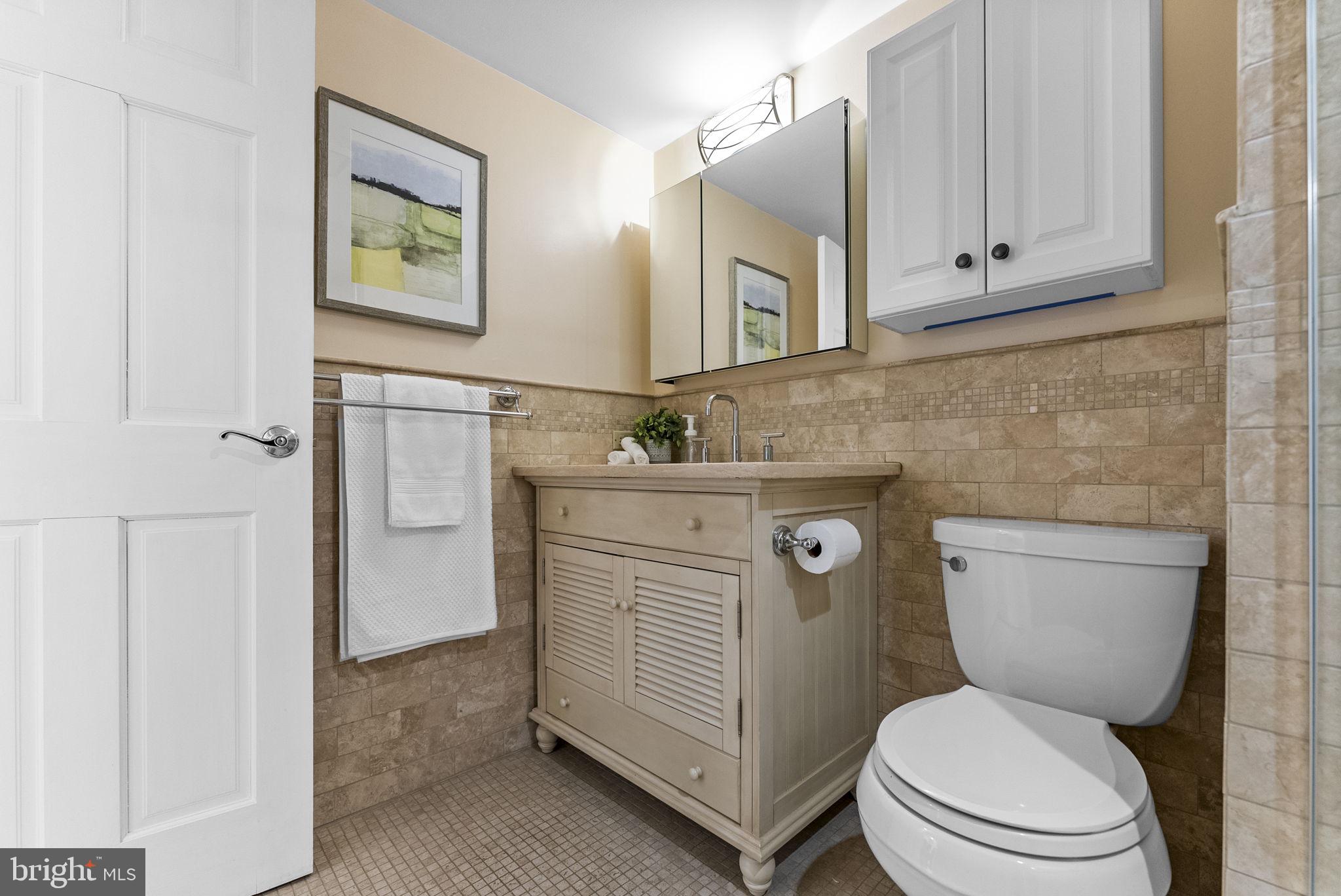 233 S 6TH STREET 608