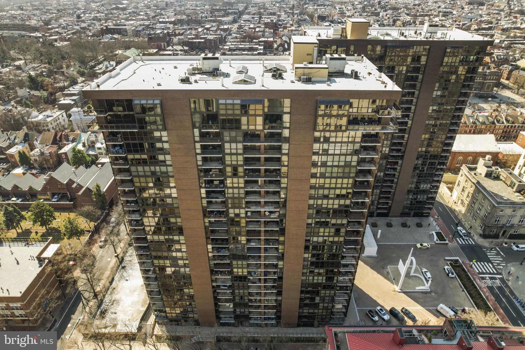 233 S 6TH STREET 608