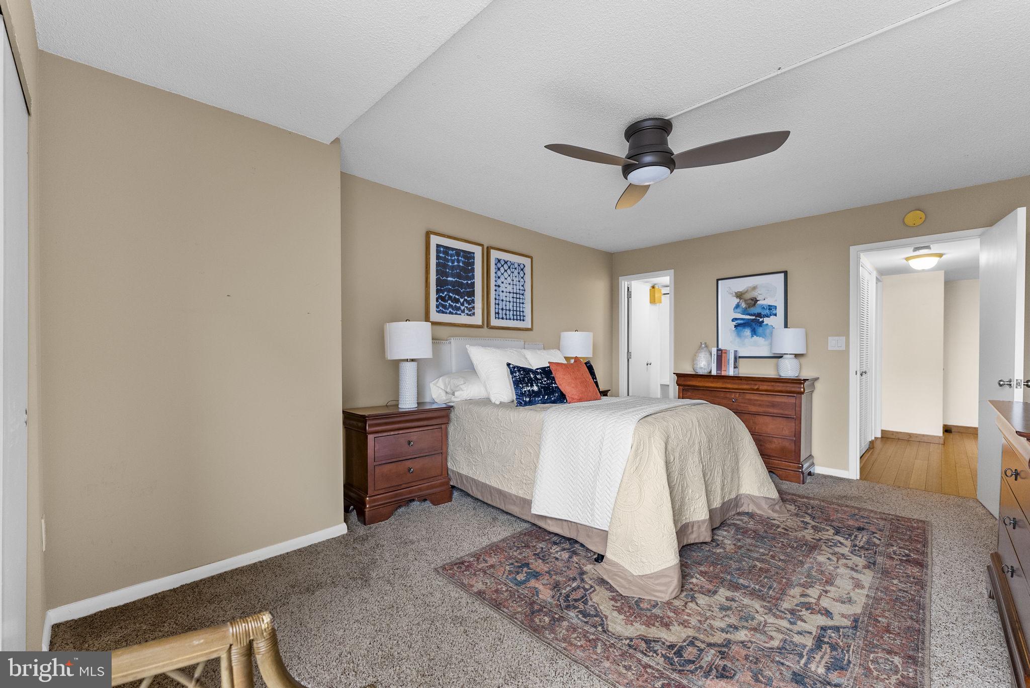 233 S 6TH STREET 608