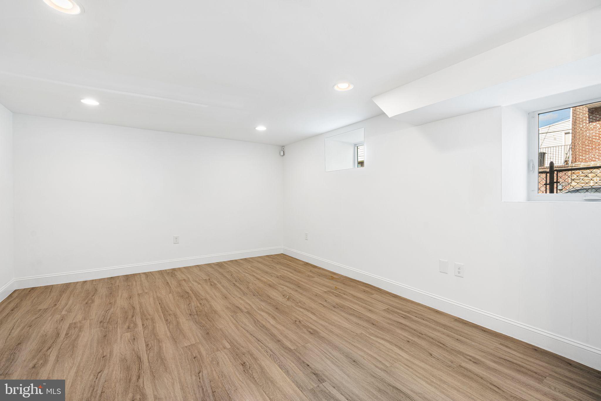 1728 SCATTERGOOD STREET