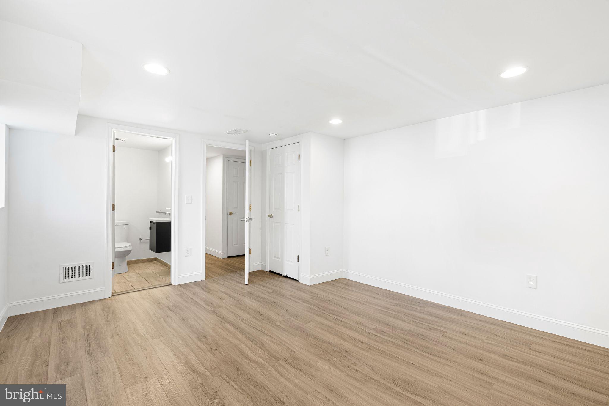 1728 SCATTERGOOD STREET