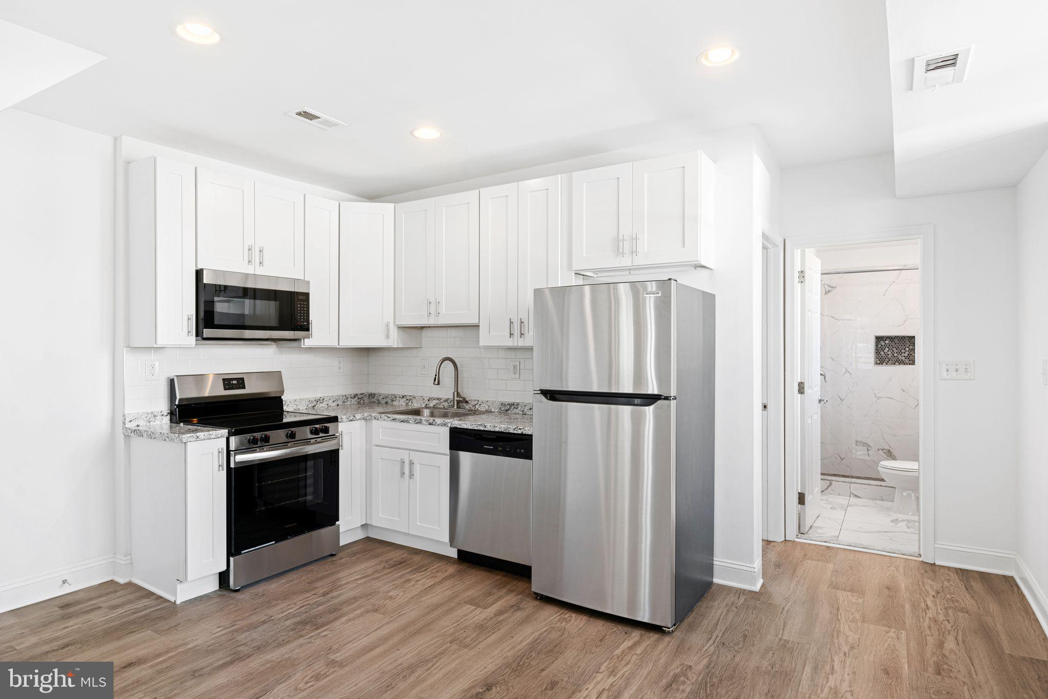 1728 SCATTERGOOD STREET