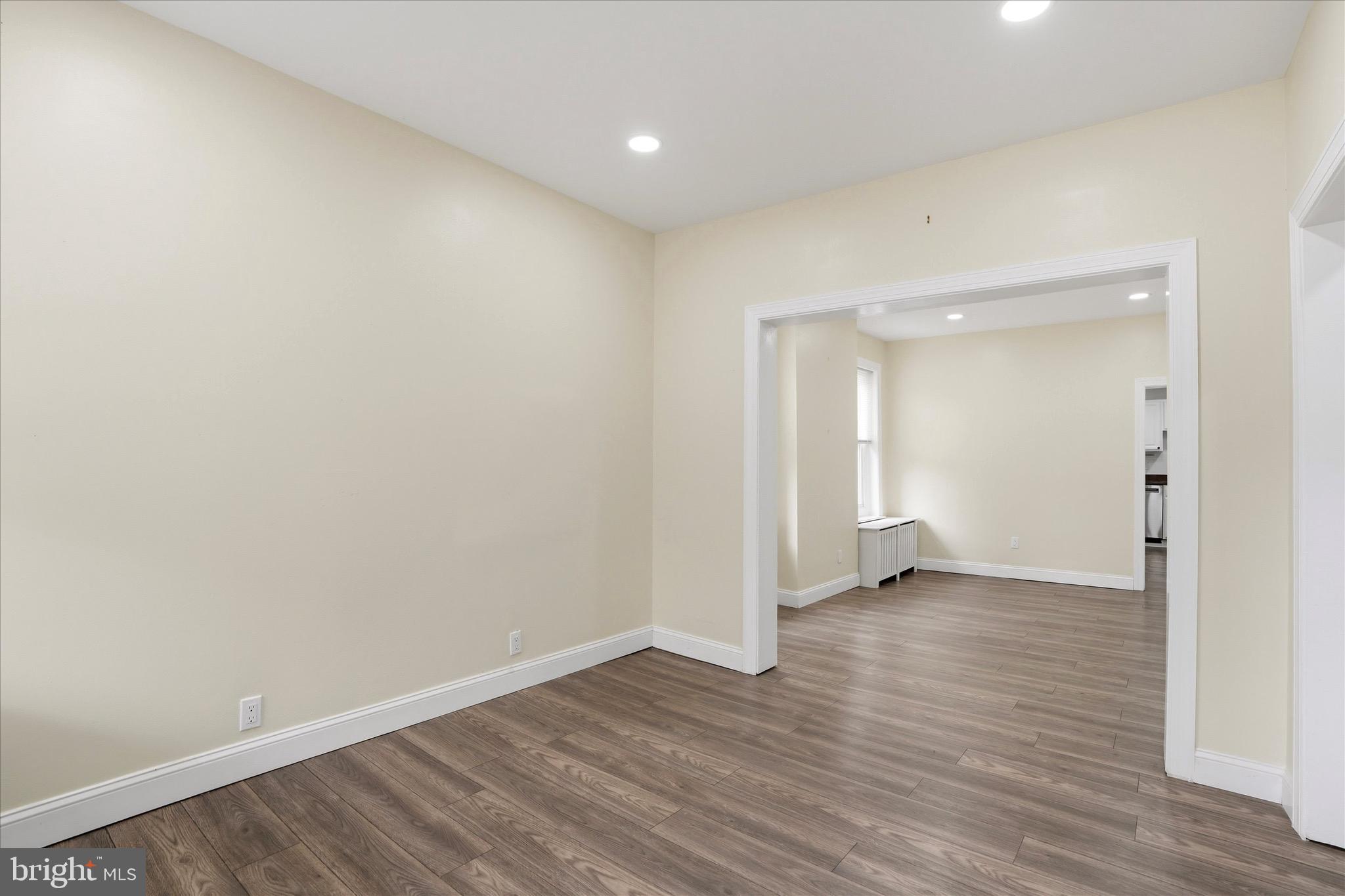 286 LEVERINGTON AVENUE