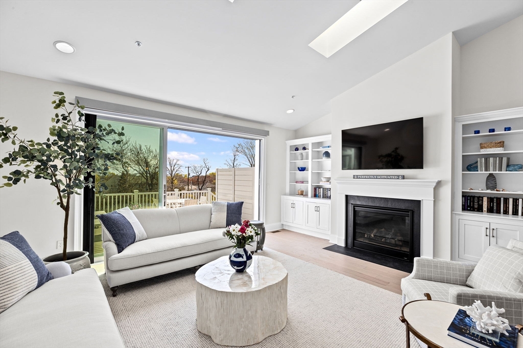 25 Lois Ann Ct. # 25