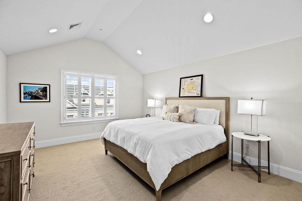 25 Lois Ann Ct. # 25