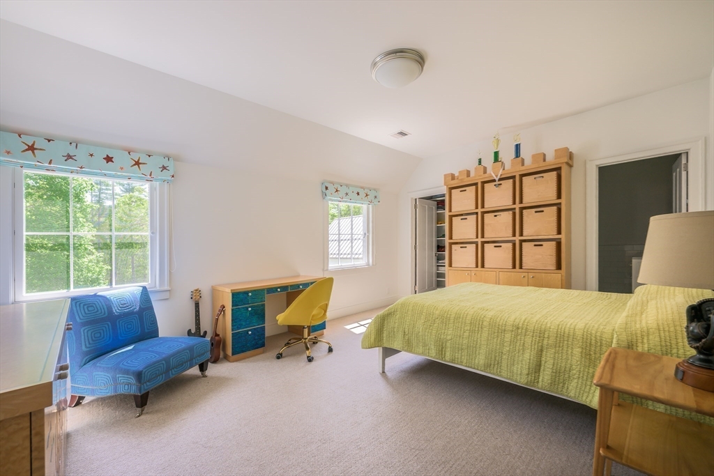 163 Nagog Hill Rd, Acton