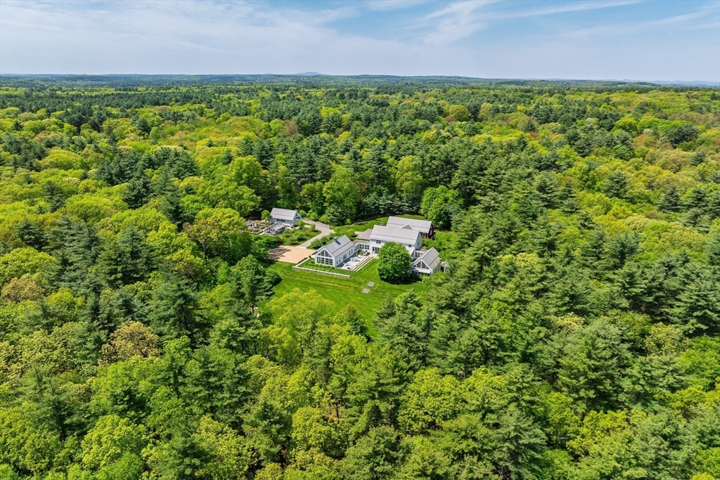 163 Nagog Hill Rd, Acton