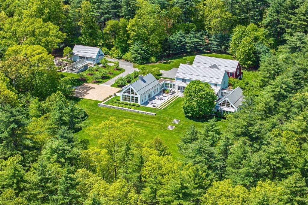 163 Nagog Hill Rd, Acton