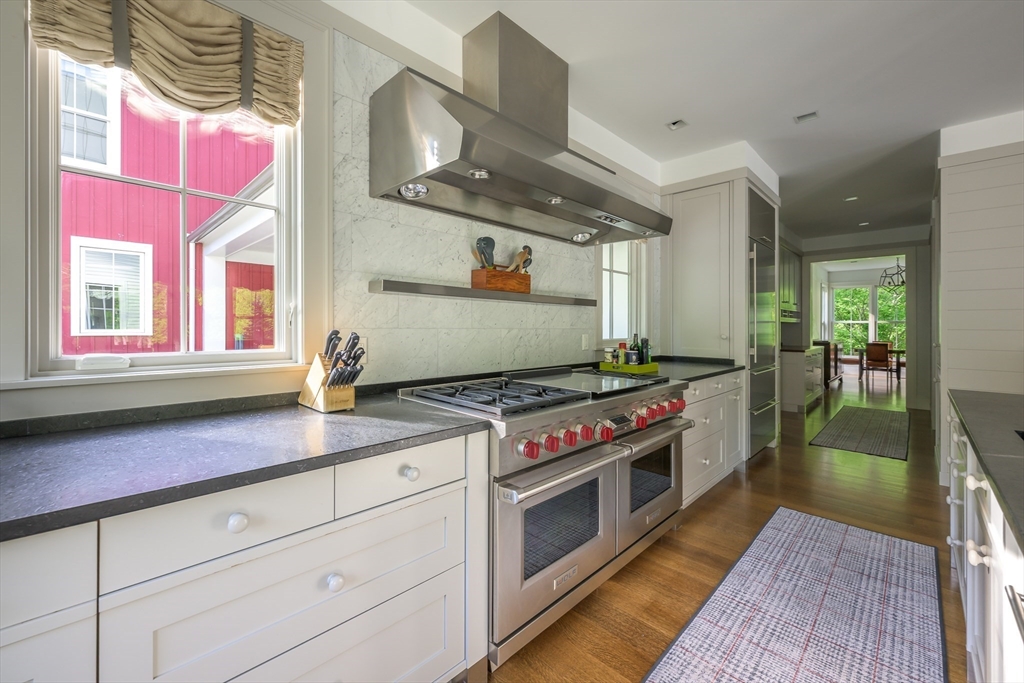 163 Nagog Hill Rd, Acton