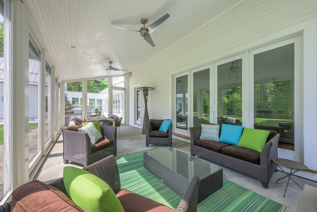 163 Nagog Hill Rd, Acton