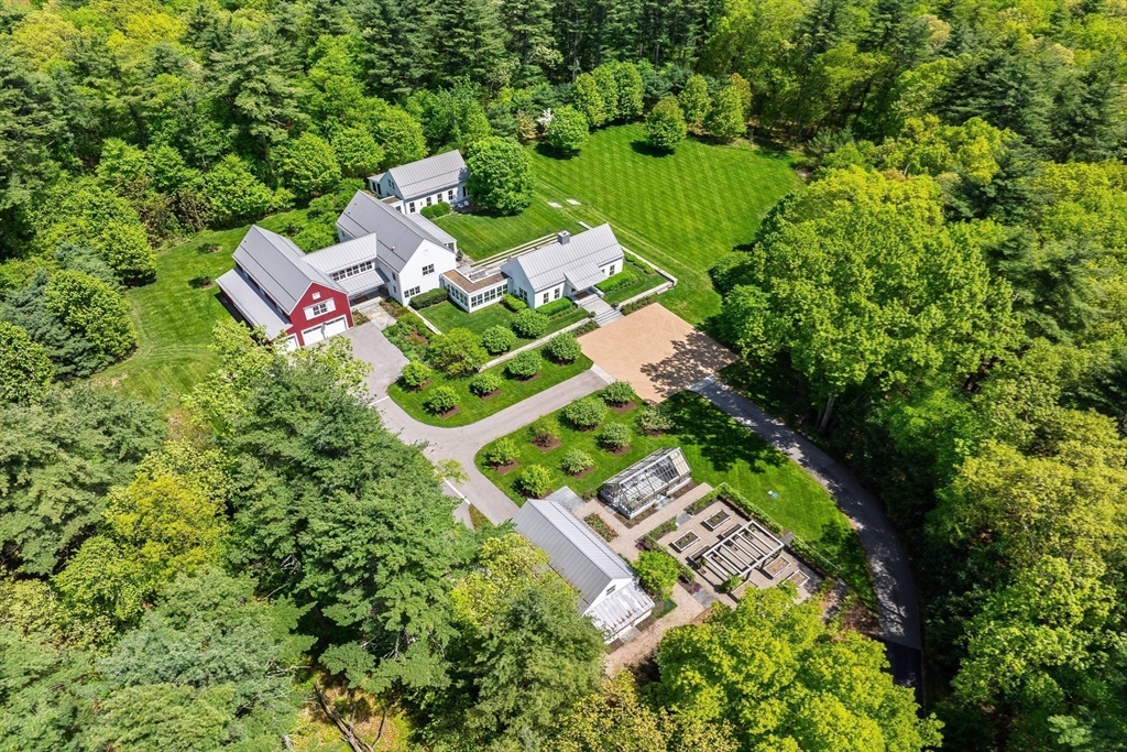 163 Nagog Hill Rd, Acton