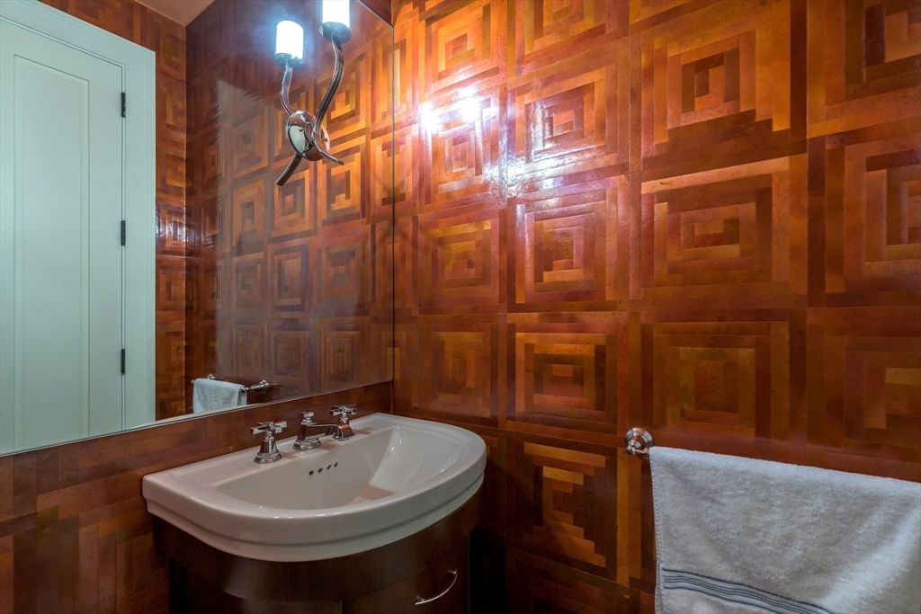 163 Nagog Hill Rd, Acton