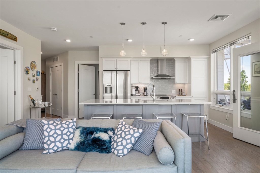 130 Broad Reach # 303