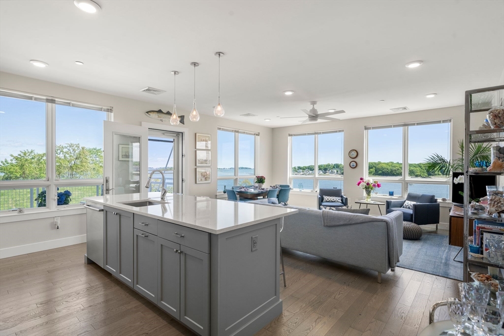 130 Broad Reach # 303