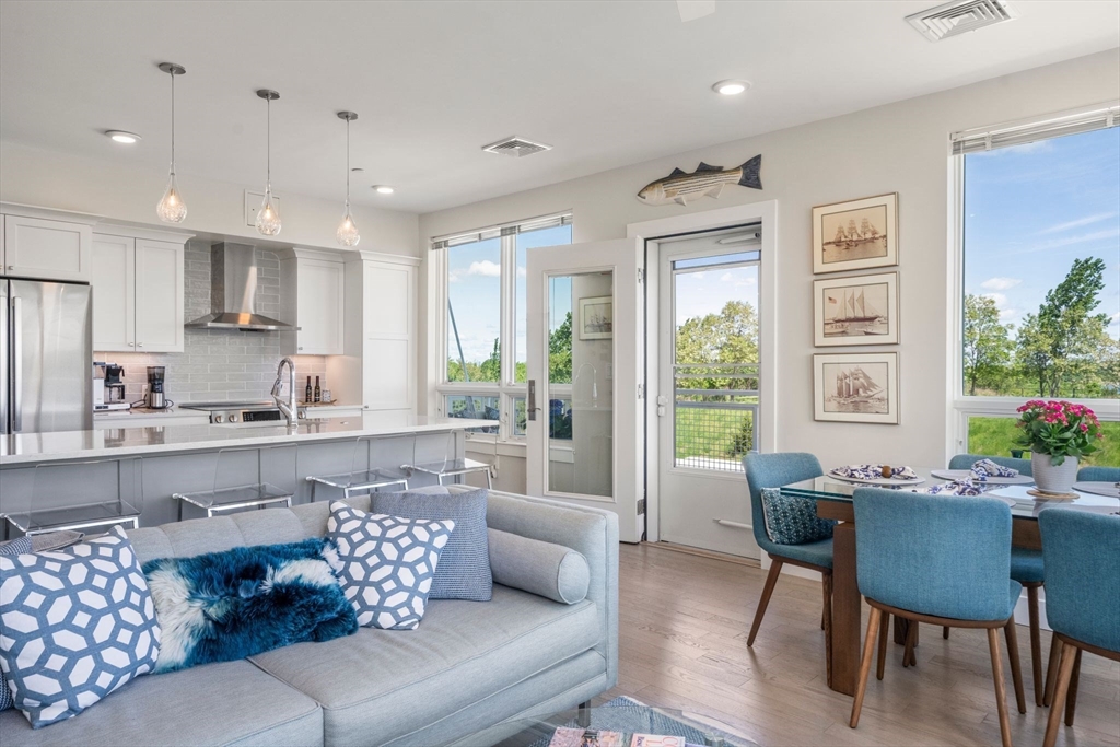 130 Broad Reach # 303