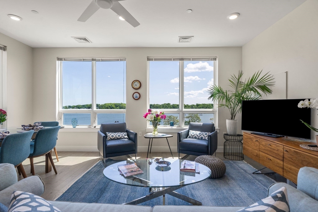 130 Broad Reach # 303