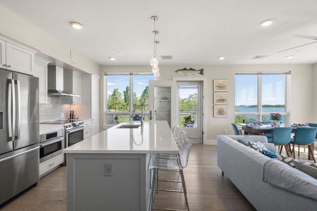 130 Broad Reach # 303