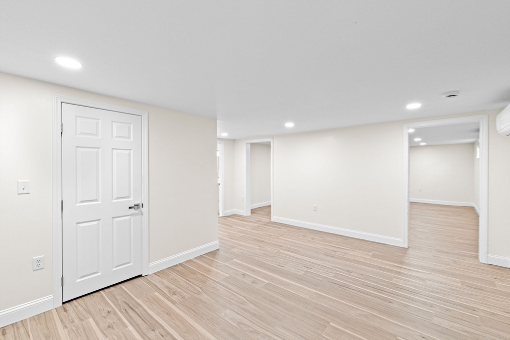 69 Wood St
