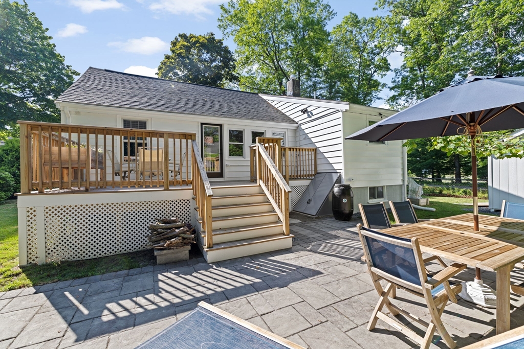 197 White St