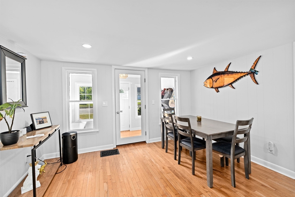 197 White St