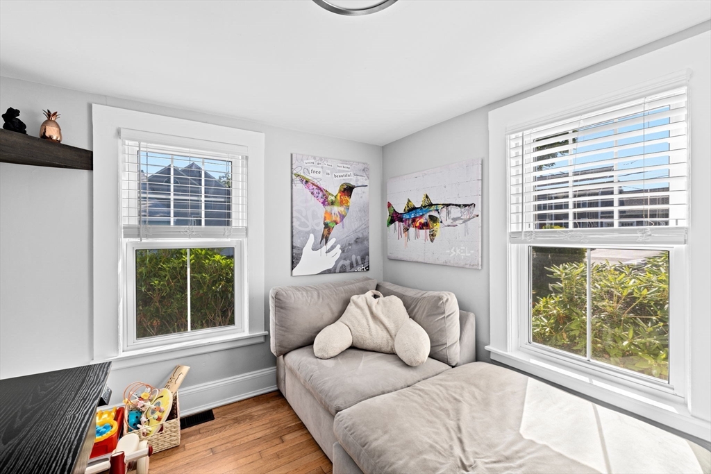 197 White St