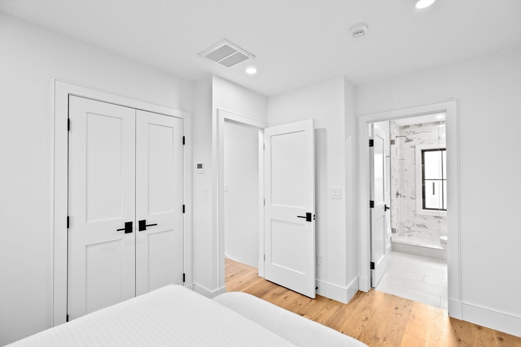 38 Old Shipyard Ln, Hanover