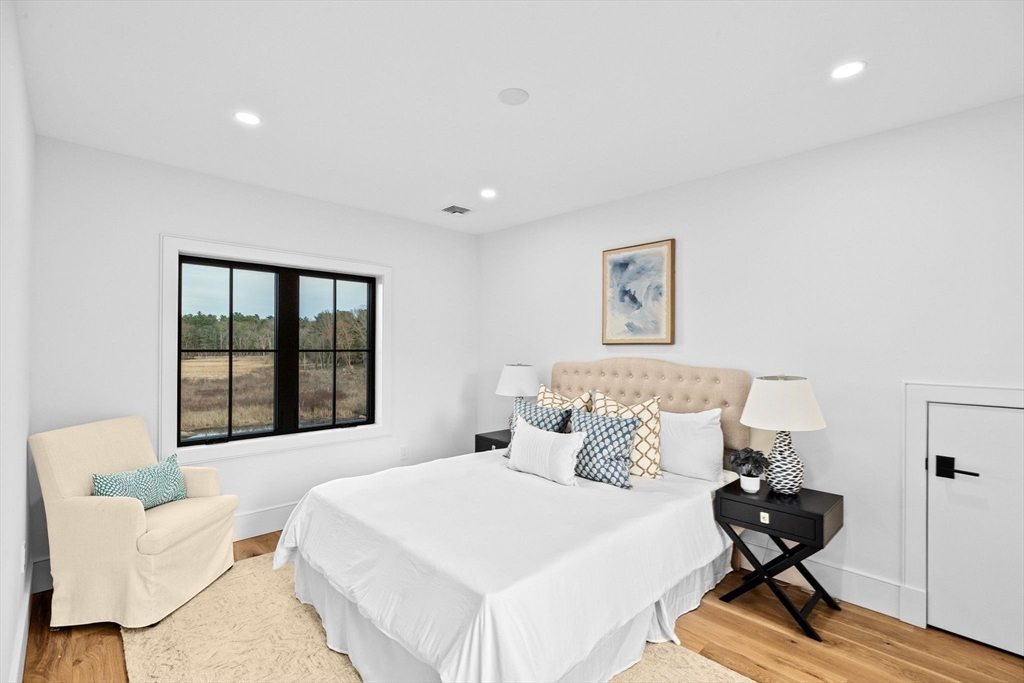 38 Old Shipyard Ln, Hanover