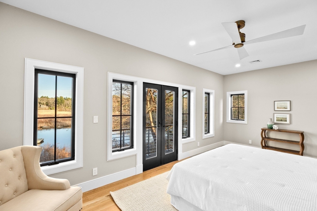 38 Old Shipyard Ln, Hanover