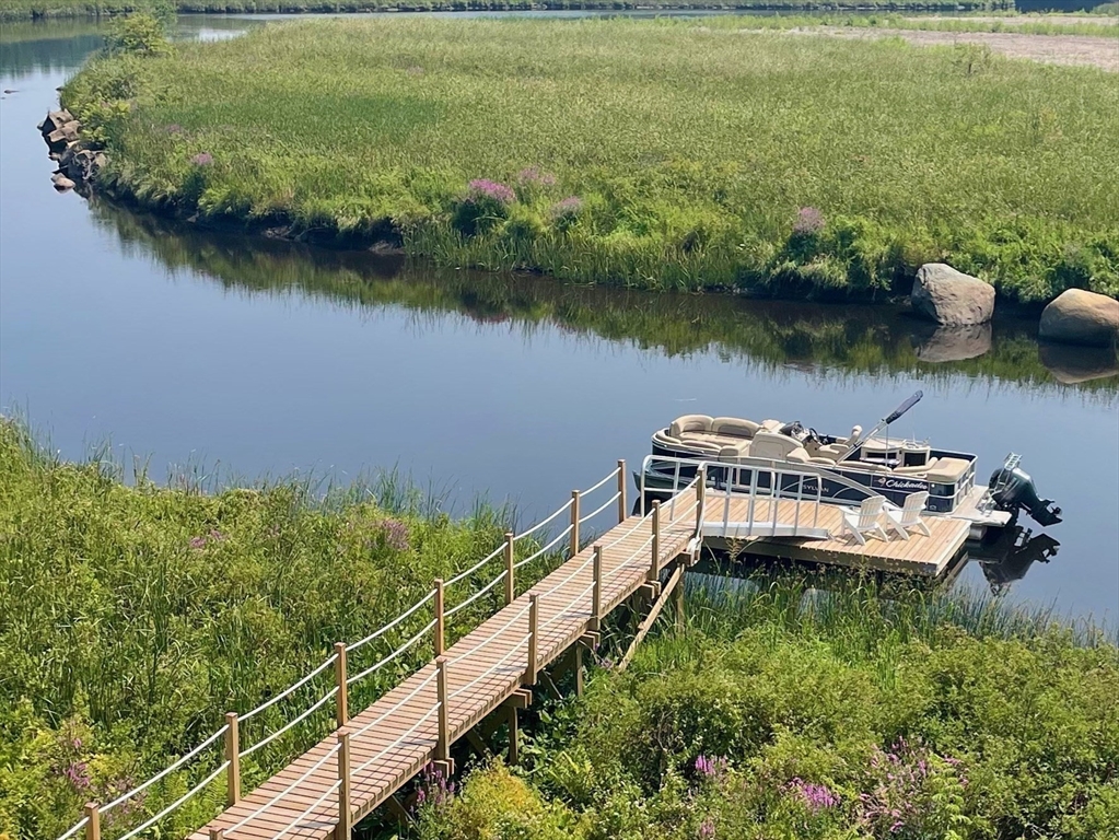 38 Old Shipyard Ln, Hanover