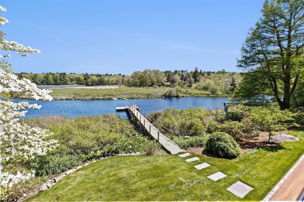 38 Old Shipyard Ln, Hanover