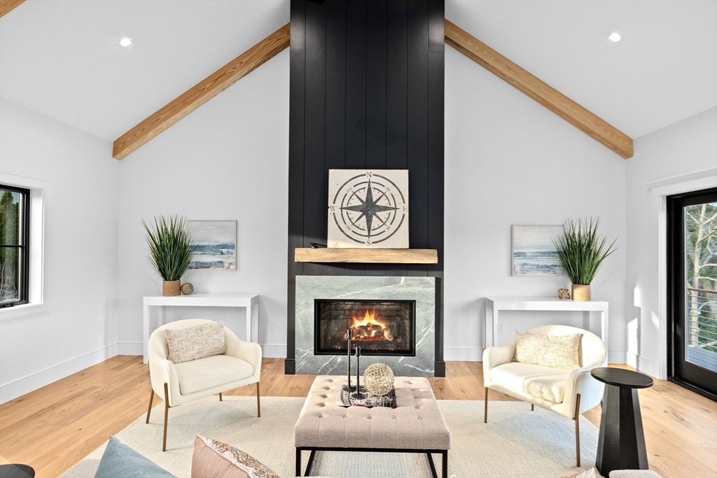 38 Old Shipyard Ln, Hanover