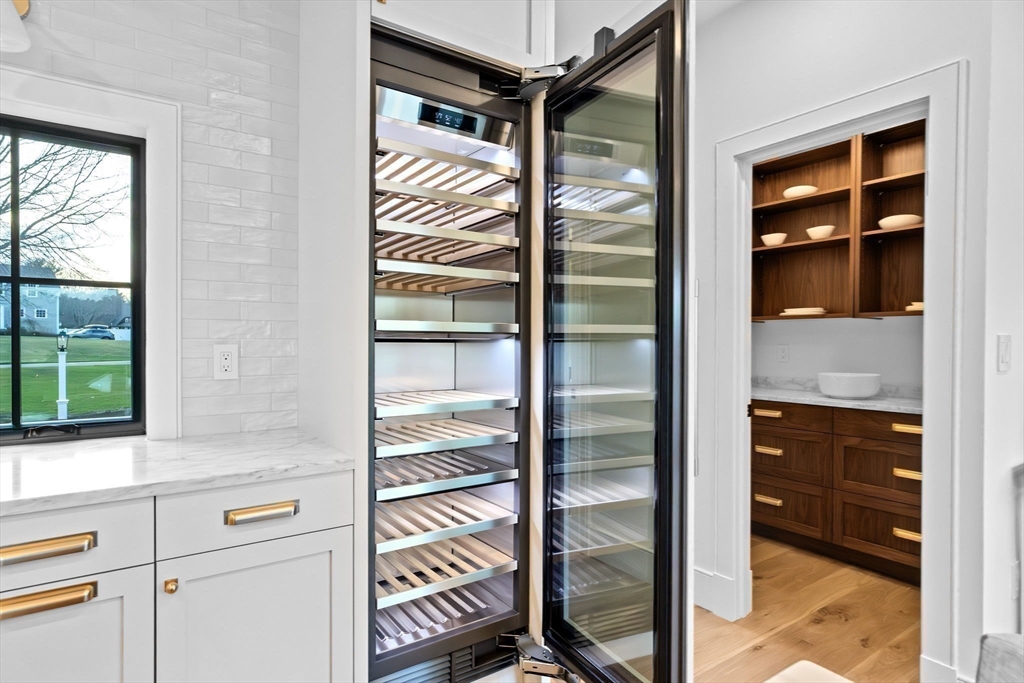 38 Old Shipyard Ln, Hanover