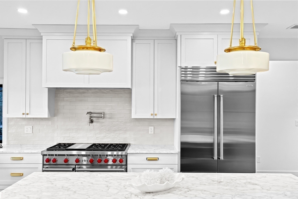 38 Old Shipyard Ln, Hanover