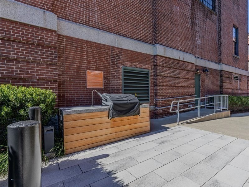 1245 Adams St # B210