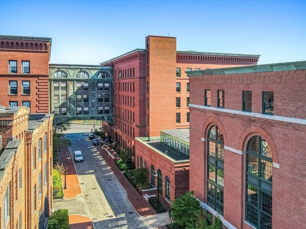 1245 Adams St # B210