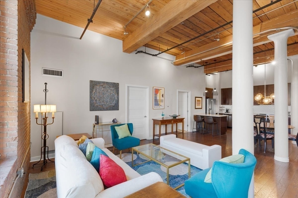 1245 Adams St # B210