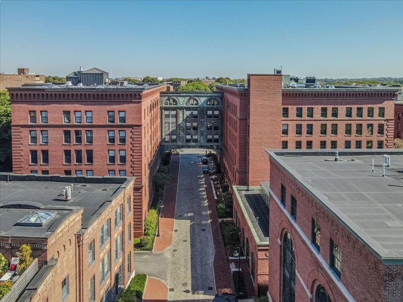 1245 Adams St # B210