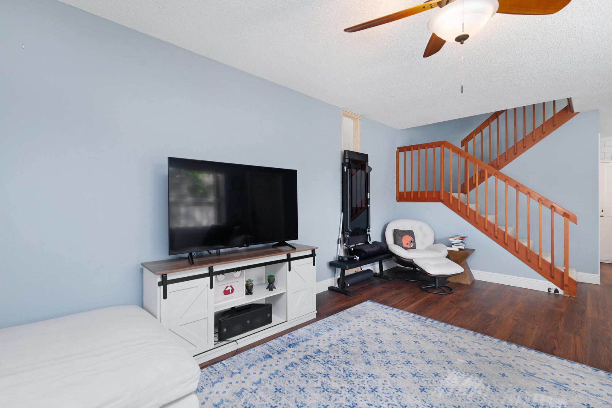 8142 Bridgewater Court