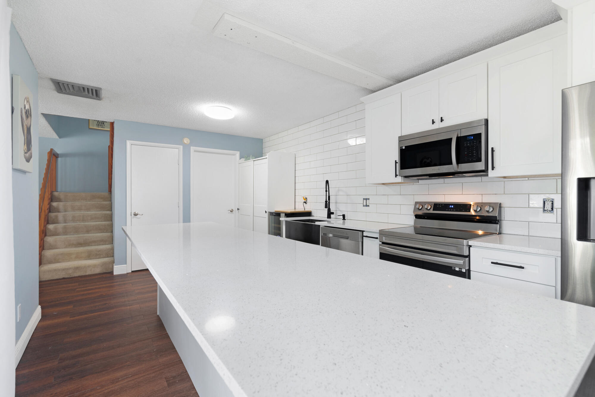 8142 Bridgewater Court