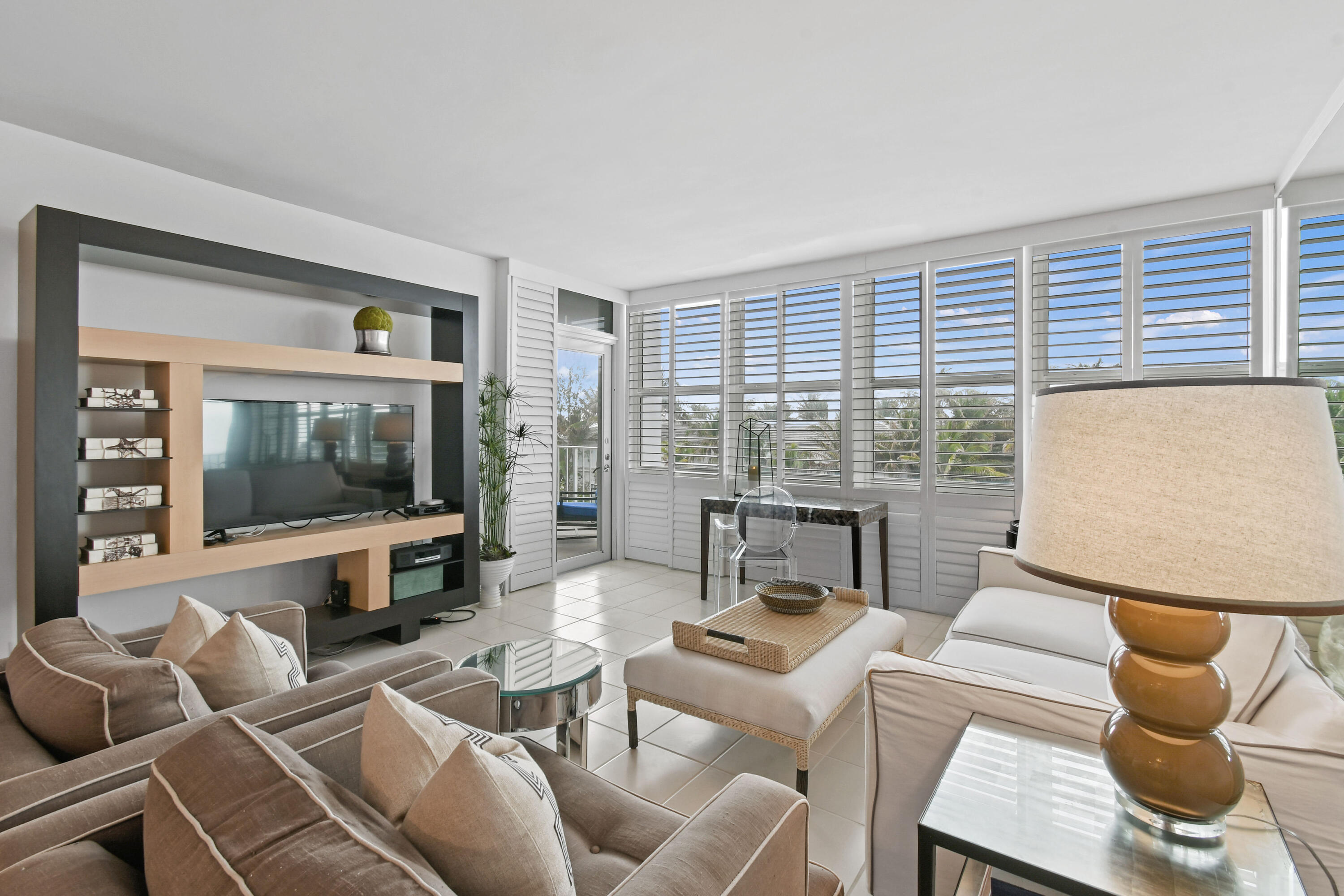 2295 S Ocean Boulevard 505