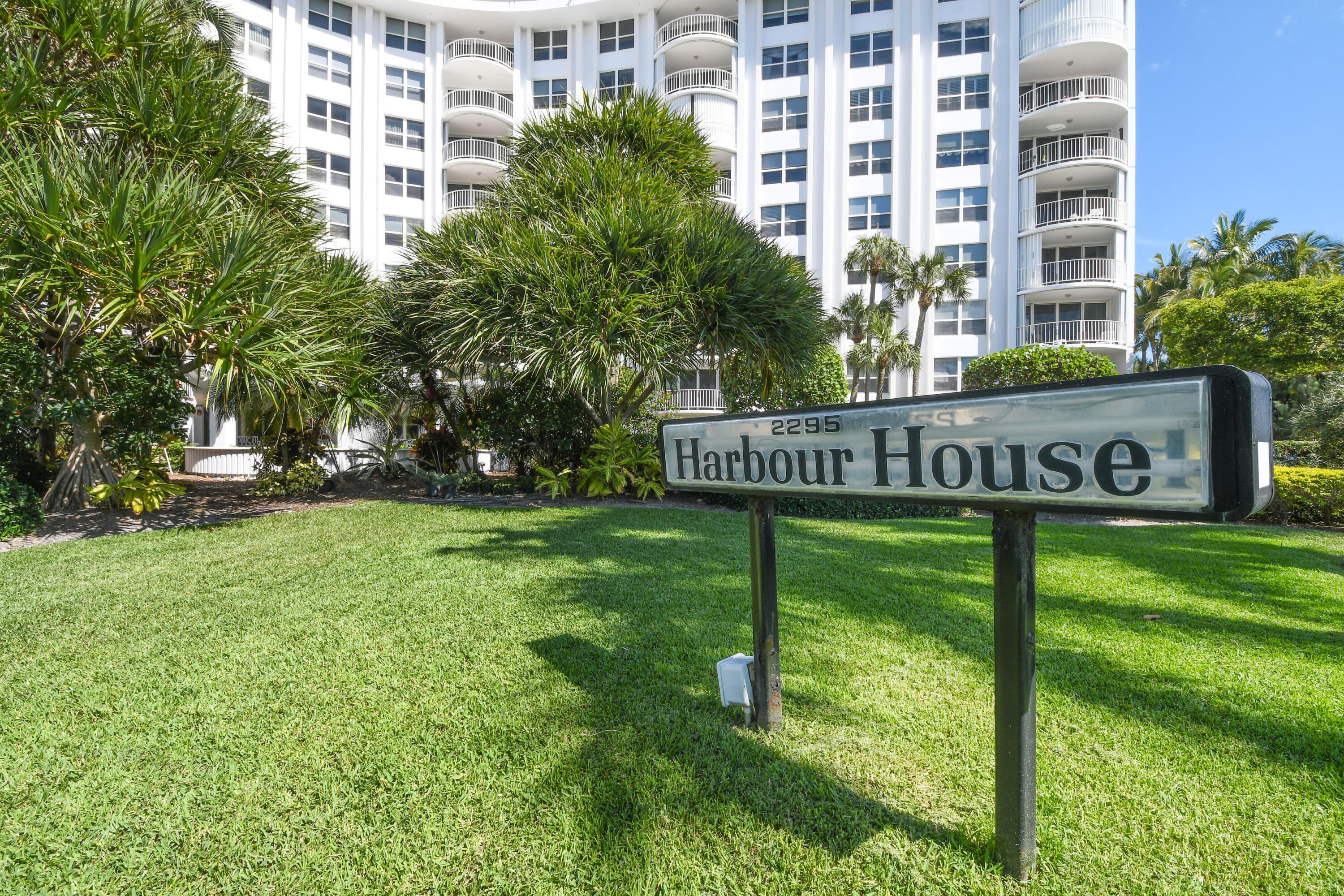 2295 S Ocean Boulevard 505