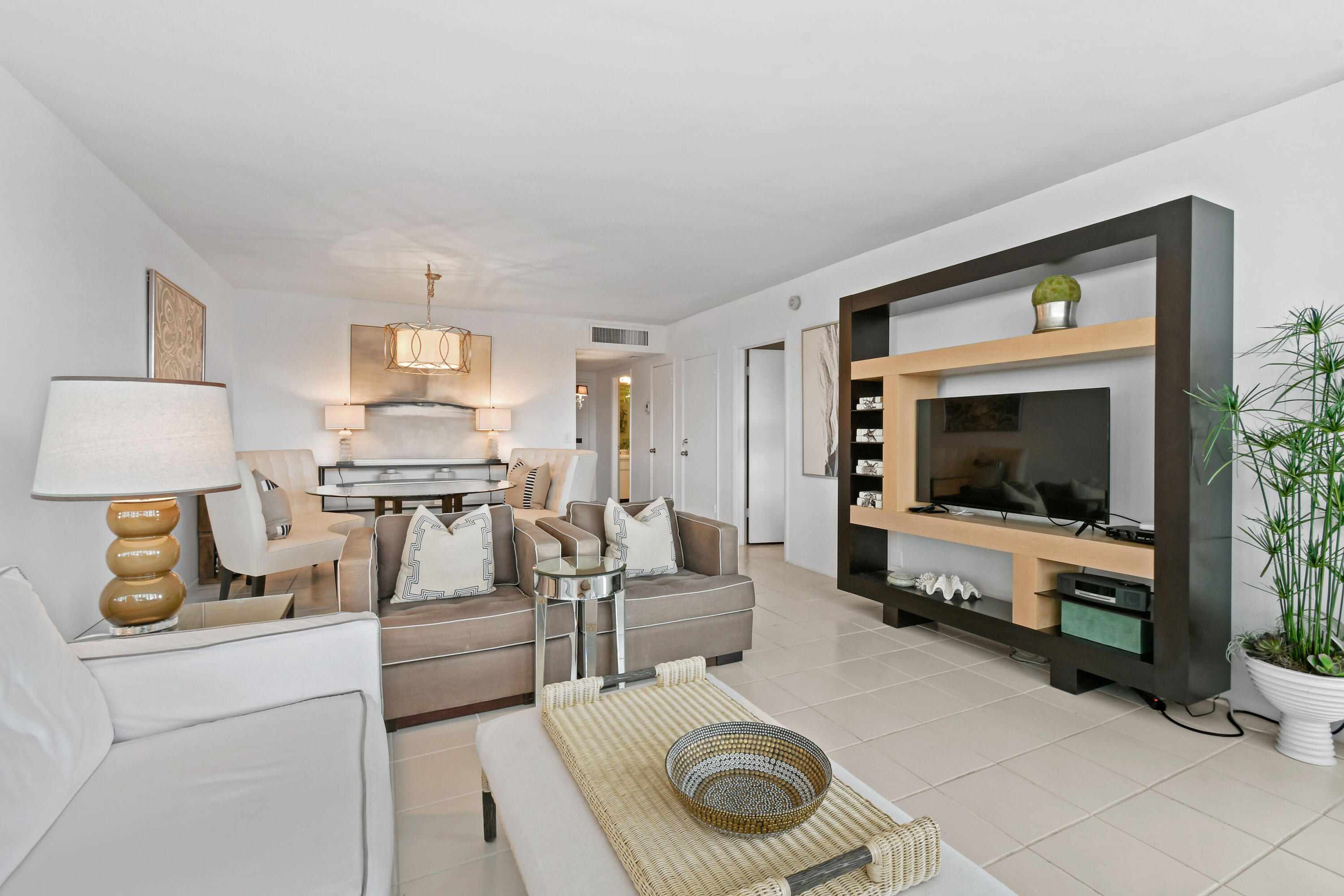 2295 S Ocean Boulevard 505