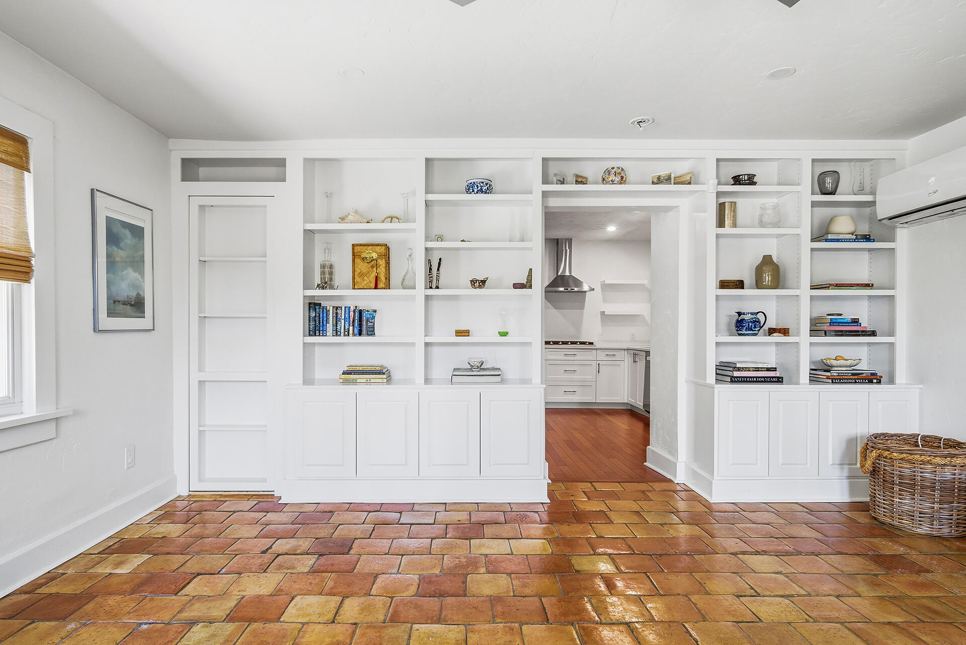 810 Avon Road