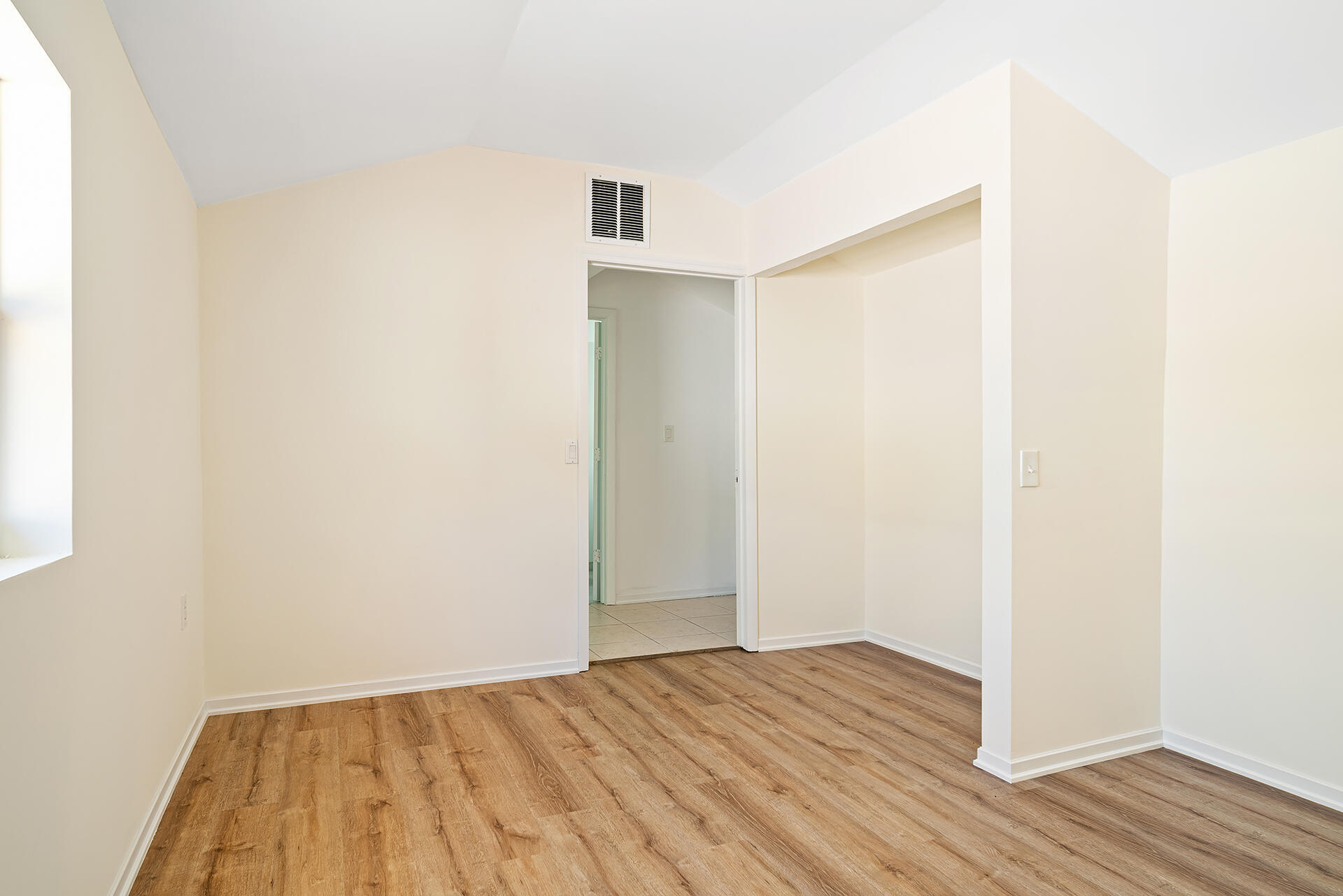 813 Avon Road